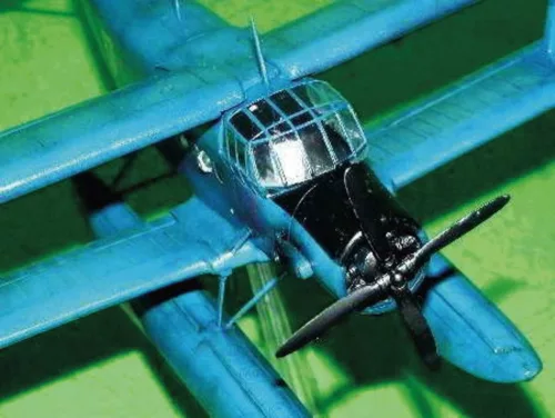 Trumpeter Antonov An-2M Colt hidroplán – 1:72 repülőgép makett
