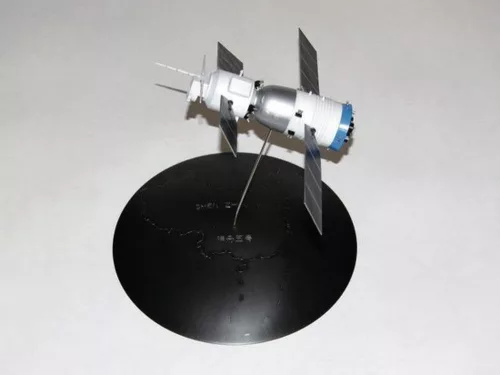Trumpeter kínai űrhajó – 1:72 űreszköz makett