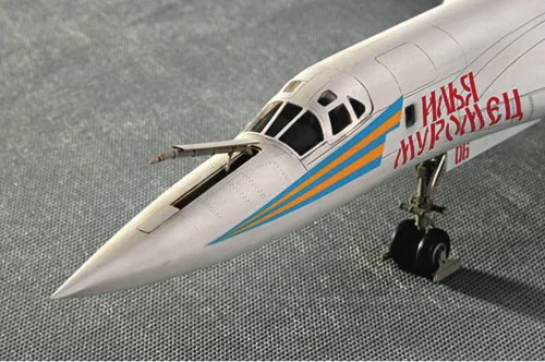 Trumpeter TU-160 Blackjack bombázó – 1:72 repülőgép makett