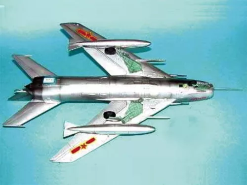 Trumpeter MiG-19 S Farmer C – 1:32 repülőgép makett