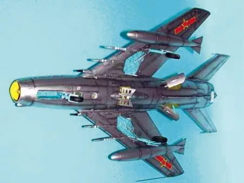 Trumpeter MiG-19 PM Farmer E/Shenyang F-6B – 1:32 repülőgép makett
