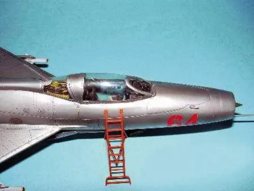Trumpeter MiG-21 F-13 – 1:32 repülőgép makett