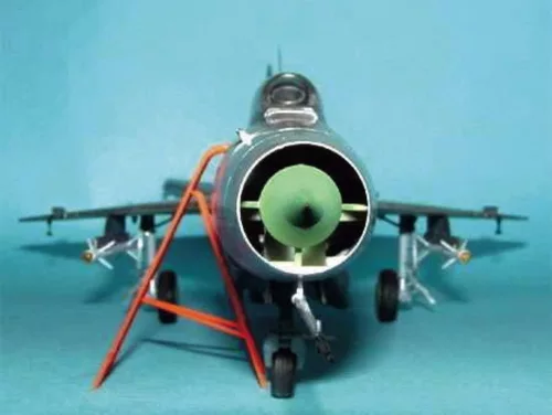 Trumpeter MiG-21 F-13 – 1:32 repülőgép makett