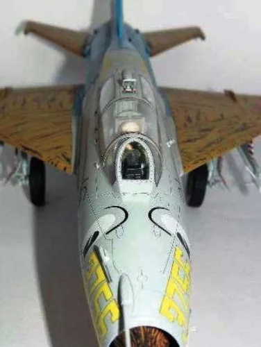 Trumpeter MiG-21 UM Test – 1:32 repülőgép makett