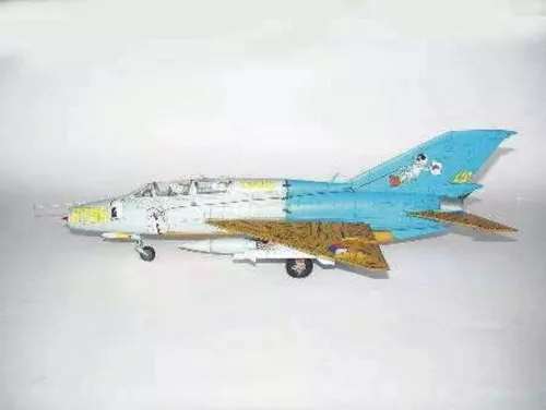 Trumpeter MiG-21 UM Test – 1:32 repülőgép makett