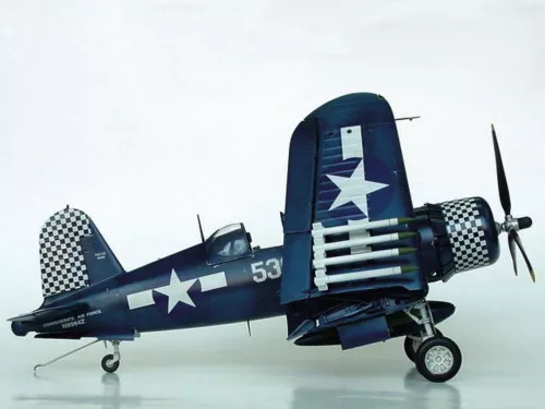 Trumpeter Vought F4U-1D Corsair – 1:32 repülőgép makett