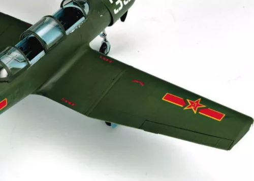 Trumpeter Nanchang CJ-6 – 1:32 repülőgép makett
