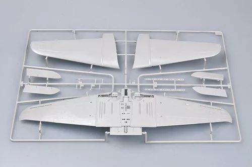 Trumpeter SBD-3 Dauntless Midway amerikai haditengerészet – 1:32 repülőgép makett