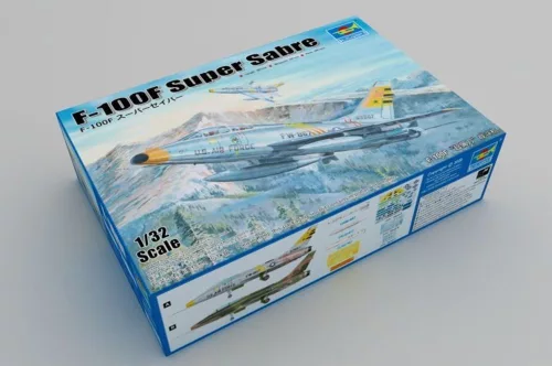 Trumpeter F-100F Super Sabre – 1:32 repülőgép makett