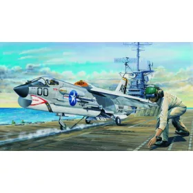 Trumpeter F-8E Crusader – 1:32 repülőgép makett