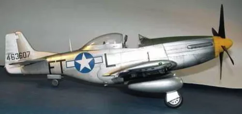 Trumpeter North American P-51 D Mustang IV – 1:24 repülőgép makett