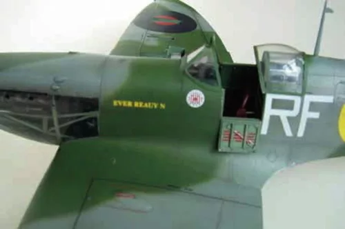 Trumpeter Supermarine Spitfire Mk. Vb – 1:24 repülőgép makett