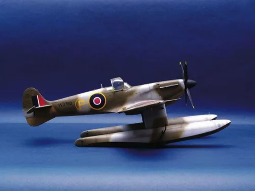 Trumpeter Supermarine Spitfire Mk. Vb hidroplán – 1:24 repülőgép makett