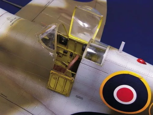 Trumpeter Supermarine Spitfire Mk. Vb hidroplán – 1:24 repülőgép makett