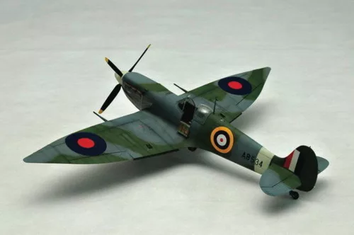 Trumpeter Supermarine Spitfire Mk. VI – 1:24 repülőgép makett