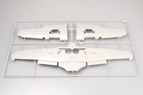 Trumpeter Hurricane Mk. I – 1:24 repülőgép makett