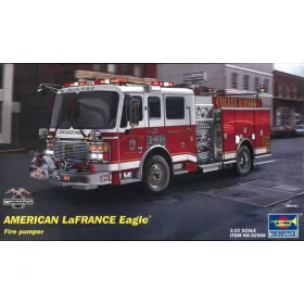   Trumpeter American LaFrance Eagle 2002 tűzoltóautó – 1:25 járműmakett
