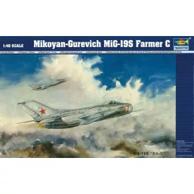 Trumpeter MiG-19 S Farmer C – 1:48 repülőgép makett