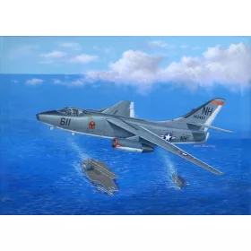   Trumpeter EA-3B Skywarrior stratégiai bombázó – 1:48 repülőgép makett