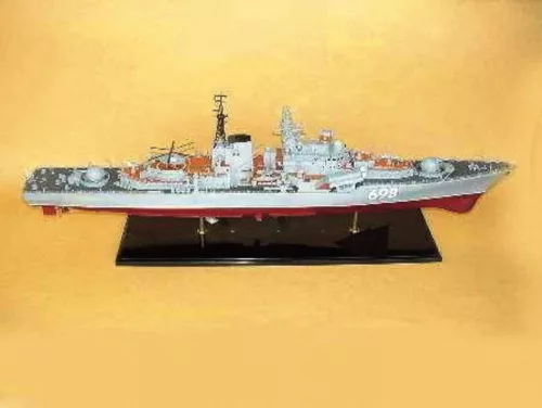 Trumpeter Szovremennij osztályú Project 956E romboló – 1:200 hajómakett