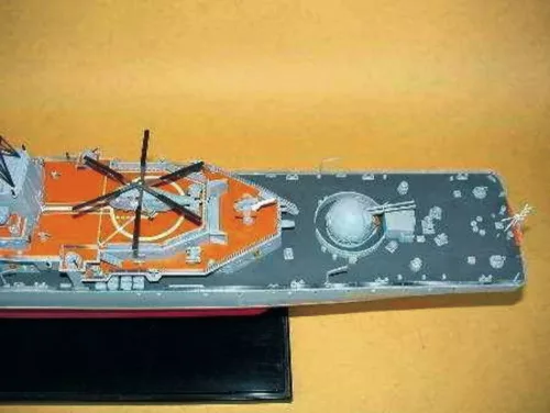 Trumpeter Szovremennij osztályú Project 956E romboló – 1:200 hajómakett