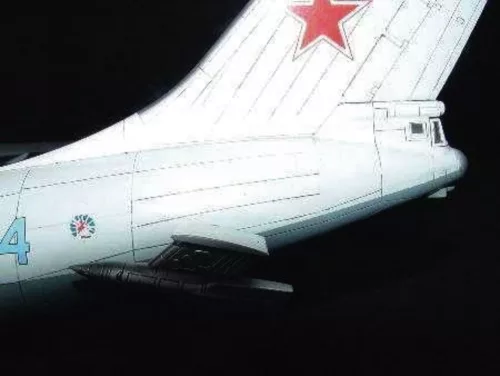 Trumpeter Iljushin IL-78 Midas – 1:144 repülőgép makett