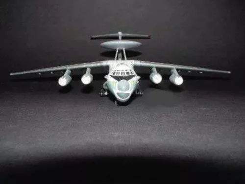 Trumpeter Iljushin A-50 Mainstay – 1:144 repülőgép makett