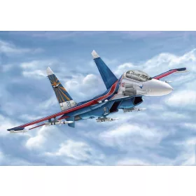   Trumpeter orosz Su-27UB Flanker C – 1:144 repülőgép makett