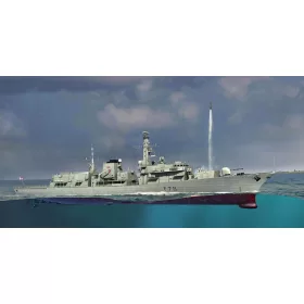   Trumpeter HMS Type 23 Kent (F78) fregatt – 1:350 hajómakett