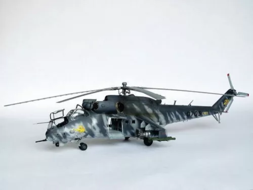 Trumpeter Mil Mi-24 V Hind-E – 1:35 helikopter makett