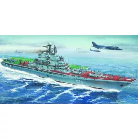   Trumpeter USSR Kiev/ Minsk – 1:500 repülőgép-hordozó makett