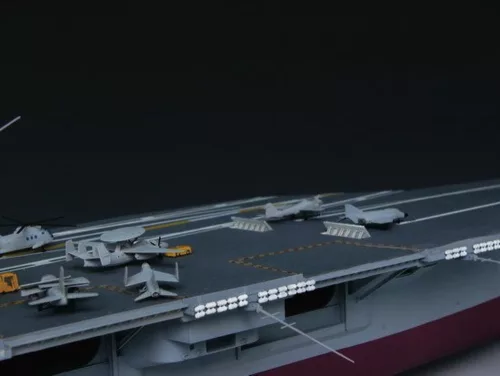 Trumpeter USS Nimitz CVN-68 1975 – 1:350 repülőgép-hordozó makett