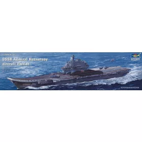   Trumpeter USSR AC Admiral Kuznetsov – 1:350 repülőgép-hordozó makett