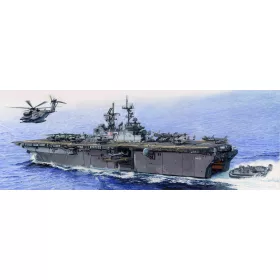   Trumpeter USS IWO JIMA LHD-7 – 1:350 repülőgép-hordozó makett