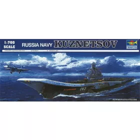   Trumpeter orosz repülőgép-hordozó Kuznetsov – 1:700 repülőgép-hordozó makett