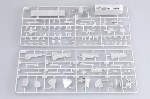 Trumpeter USS Nimitz CVN-68 2005 – 1:700 repülőgép-hordozó makett