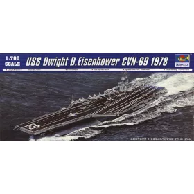   Trumpeter USS Dwight D. Eisenhower CVN-69 1978 – 1:700 repülőgép-hordozó makett