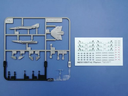 Trumpeter McDonnell Douglas F-4 J Phantom II – 1:350 repülőgép makett