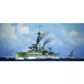 Trumpeter HMS Dreadnought 1915 – 1:700 hajómakett