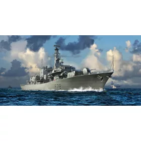   Trumpeter HMS Type 23 Kent (F78) fregatt – 1:700 hajómakett