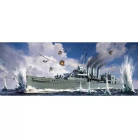 Trumpeter HMS Cornwall – 1:700 hajómakett