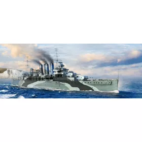 Trumpeter HMS Kent – 1:700 hajómakett