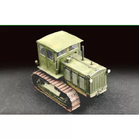   Trumpeter orosz ChTZ S-65 vontató + fülke – 1:72 katonai jármű makett