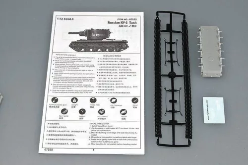 Trumpeter szovjet KV-2 M1940 – 1:72 harcjármű makett
