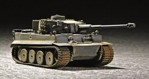 Trumpeter Tiger 1 harckocsi (korai) – 1:72 harcjármű makett