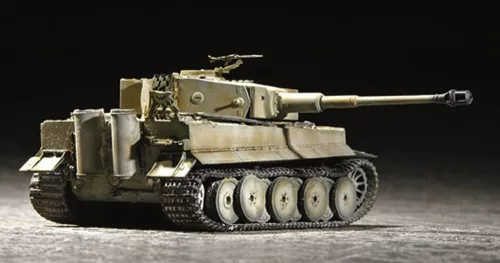 Trumpeter Tiger 1 harckocsi (Mid.) – 1:72 harcjármű makett