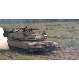   Trumpeter M1A1 + aknamentesítő Blade rendszer – 1:72 harcjármű makett