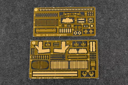 Trumpeter orosz T-80U MBT – 1:35 harcjármű makett