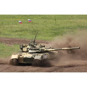 Trumpeter orosz T-80UK MBT – 1:35 harcjármű makett