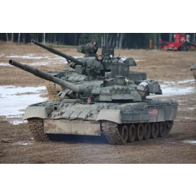Trumpeter orosz T-80UE-1 MBT – 1:35 harcjármű makett